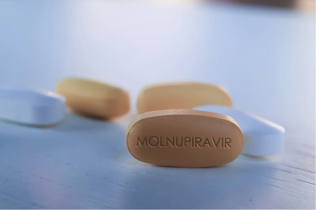 Lancet : Molnupiravir inefficace nel ridurre ricoveri e decessi da Sars Cov2